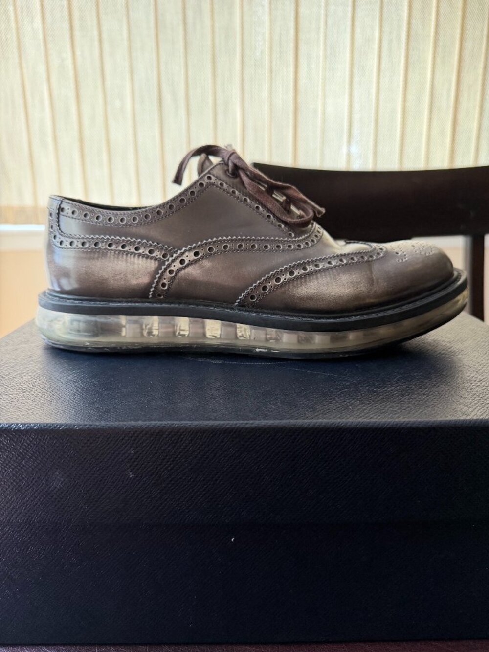 Prada Men Ombre Hybrid Dress Shoes Clear Cushion 8.5